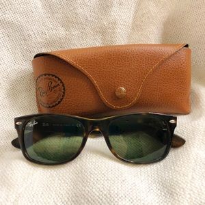 Ray-Ban New Wayfarer Sunglasses